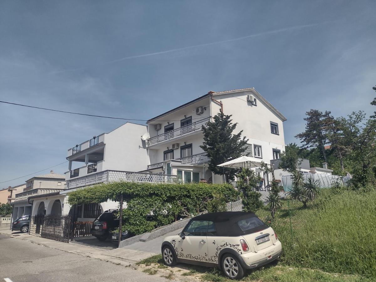 Apartments Vita Novi Vinodolski Exterior photo